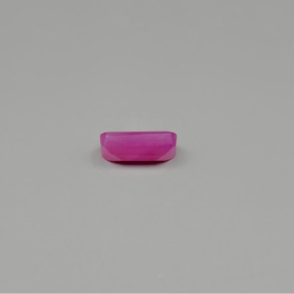3.46 cts Natural Ruby Corundum Emerald Cut Loose Gemstone - Picture 3 of 5